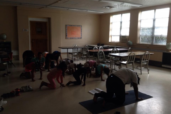 summer-camp-2015-yoga1D7962821-1589-1E15-5E60-E9D383AC0FD9.jpg